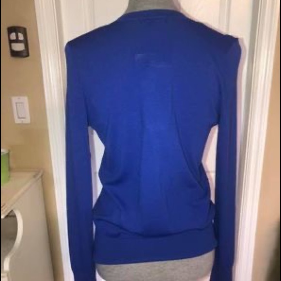 Striking Electric Blue Sweater - Picture 4 of 4